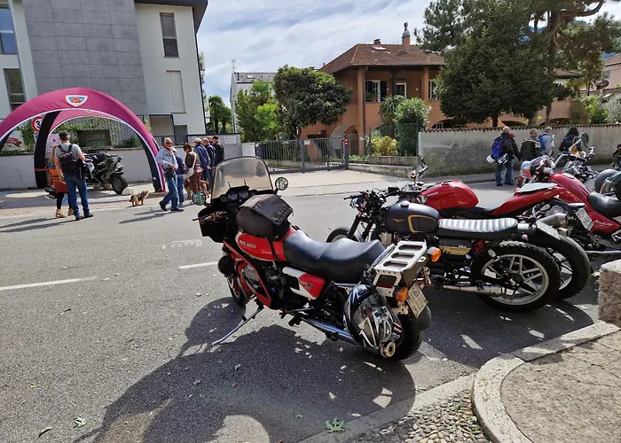 Ca Del Nonno 曼代洛-德尔拉里奥